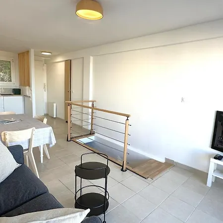 Апартаменти Duplex-3 Giens-wifi-parking By Hc *