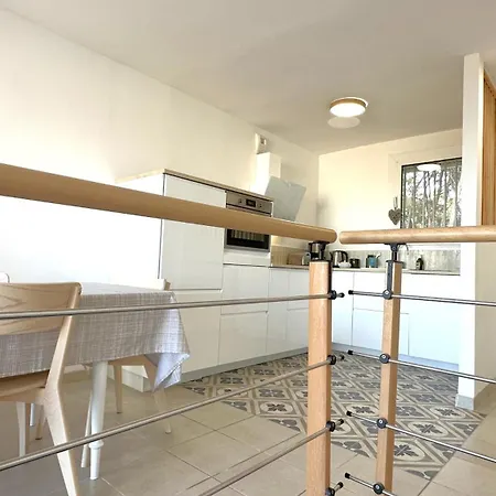 Апартаменти Duplex-3 Giens-wifi-parking By Hc