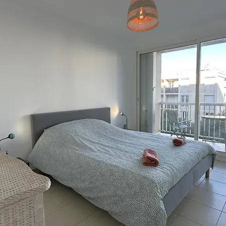 Апартаменти Duplex-3 Giens-wifi-parking By Hc Єр